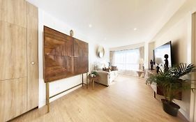 Miramar Luxurious Apartment, 3 Double Rooms For 6 Guests, Free Parking, Terrace, New